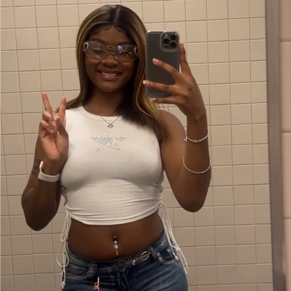 Meet your Posher, Liah - Picture 4 of 4